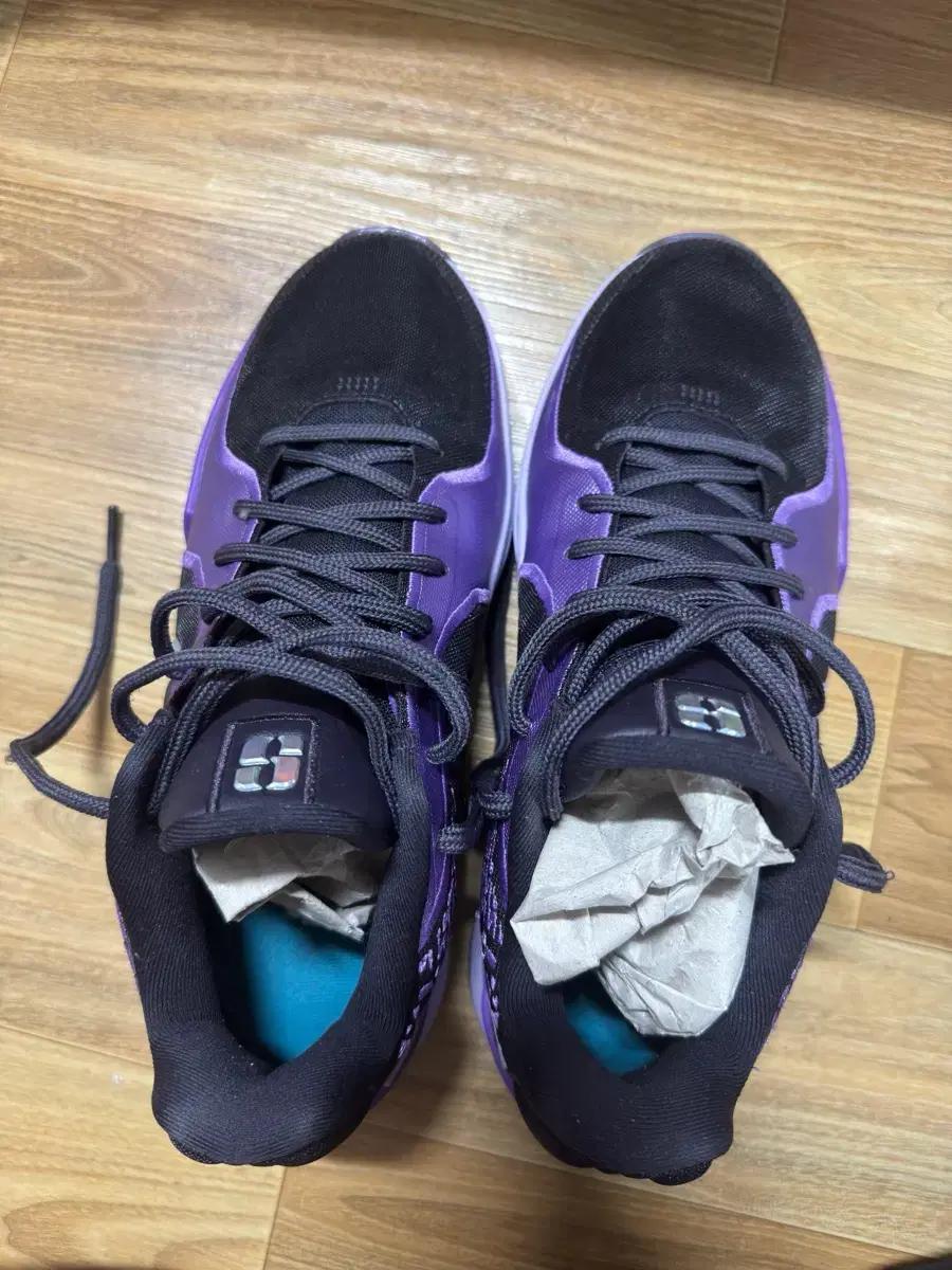 나이키 사브리나2 265