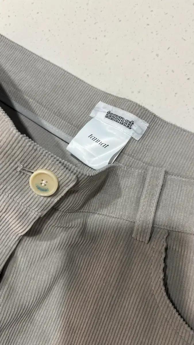 tannat 타낫 스웨이드 쇼츠(m)