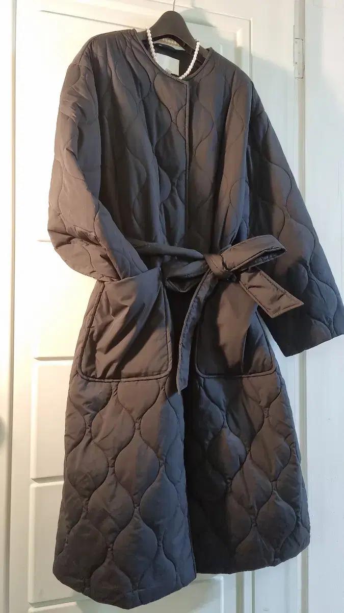 H&M 퀼팅 누빔 오버핏 빅사이즈 경량 롱 패딩 코트