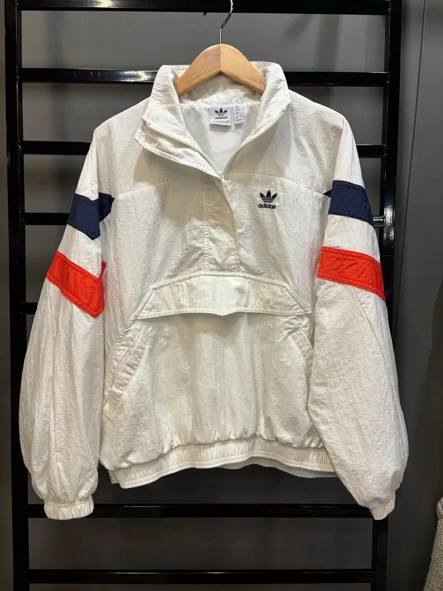 (S) 아디다스 바람막이 아노락 반집업 클라우드 재킷 3.9