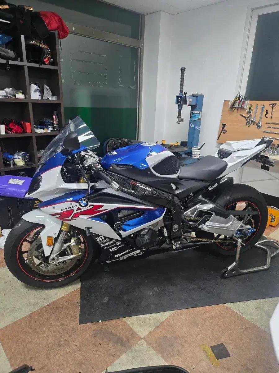s1000rr. 18년식 1인차주