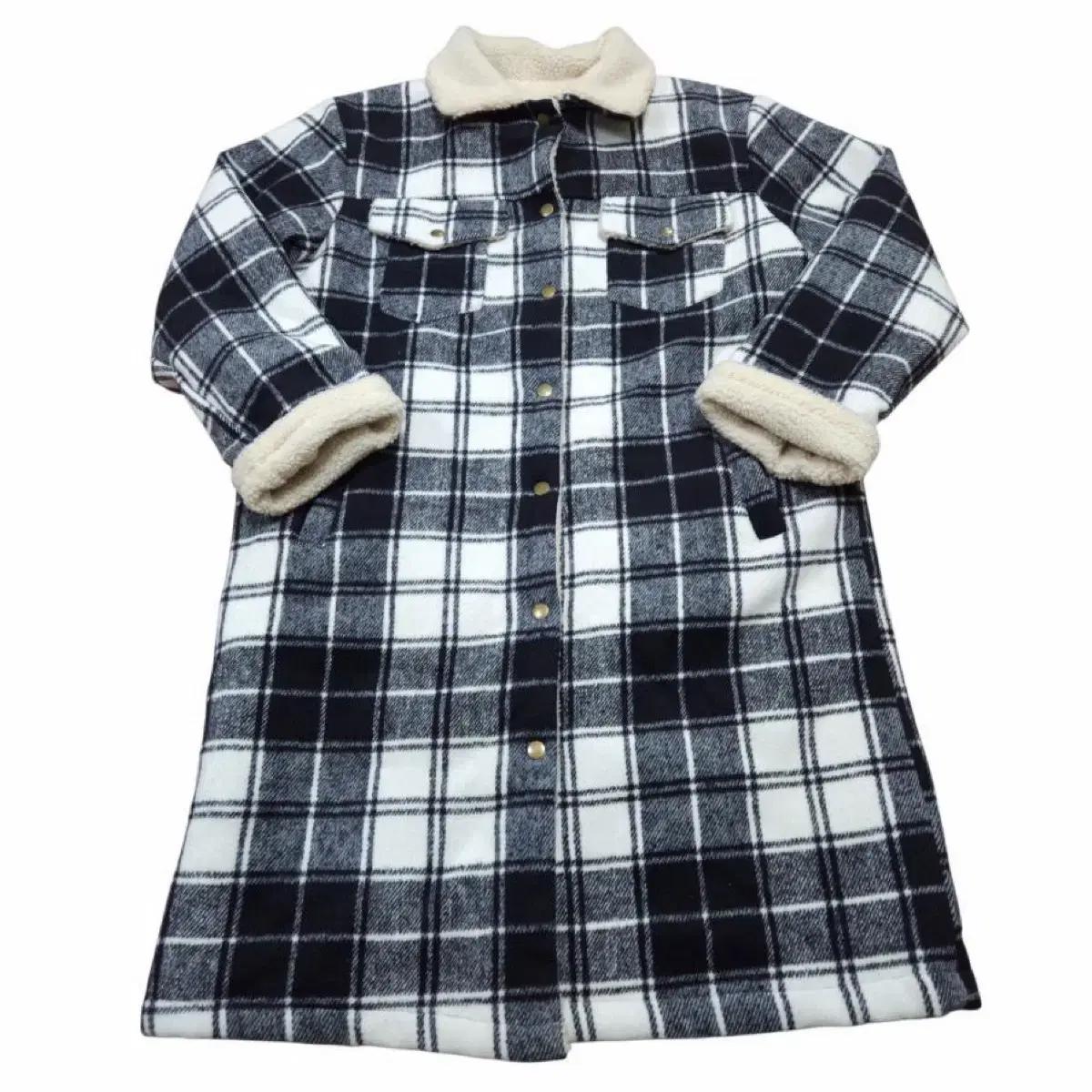 블랙/화이트 체크 패턴 플리스 안감 코트