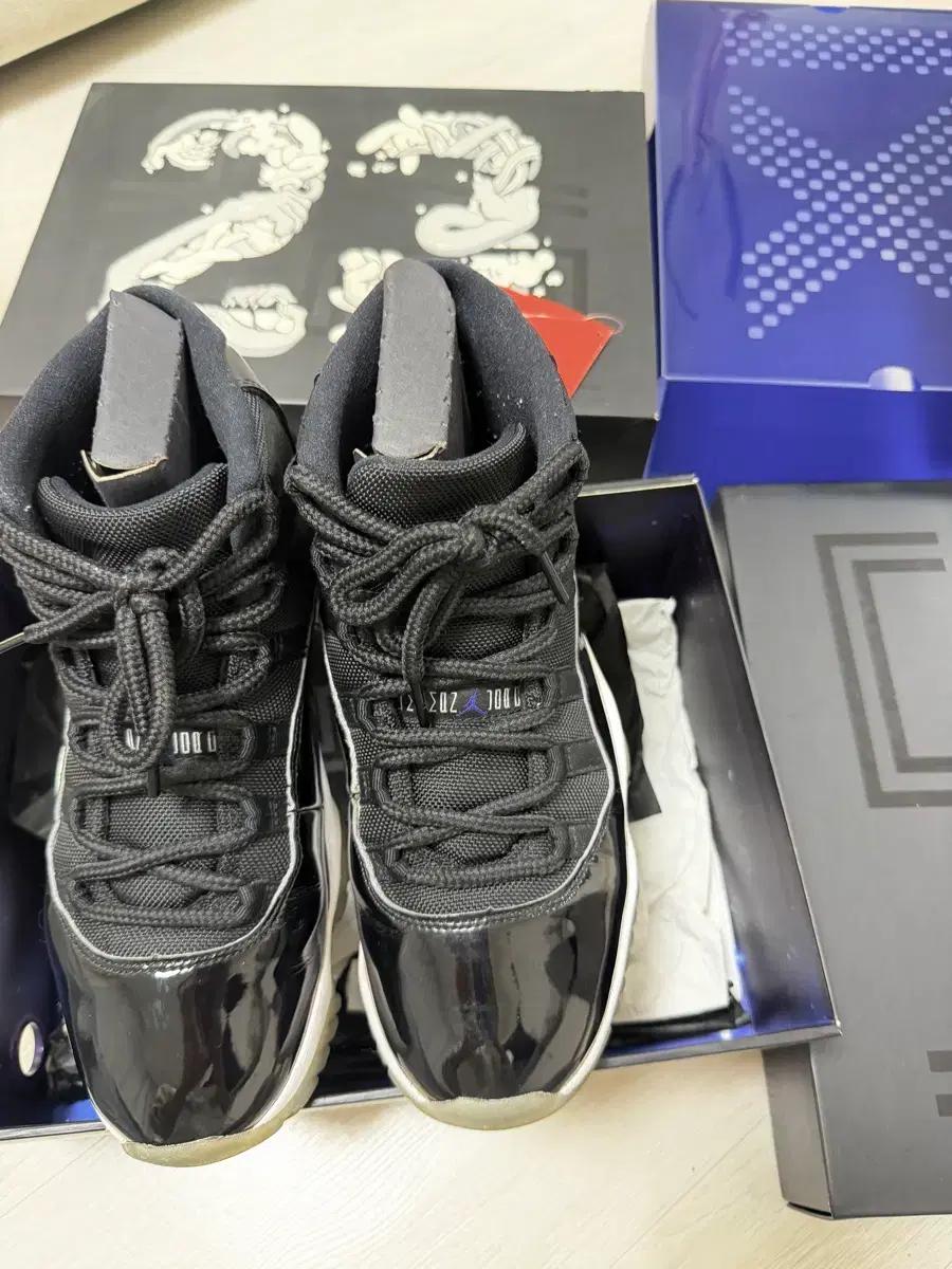 나이키 에어조던 11 레트로 스페이스잼 265