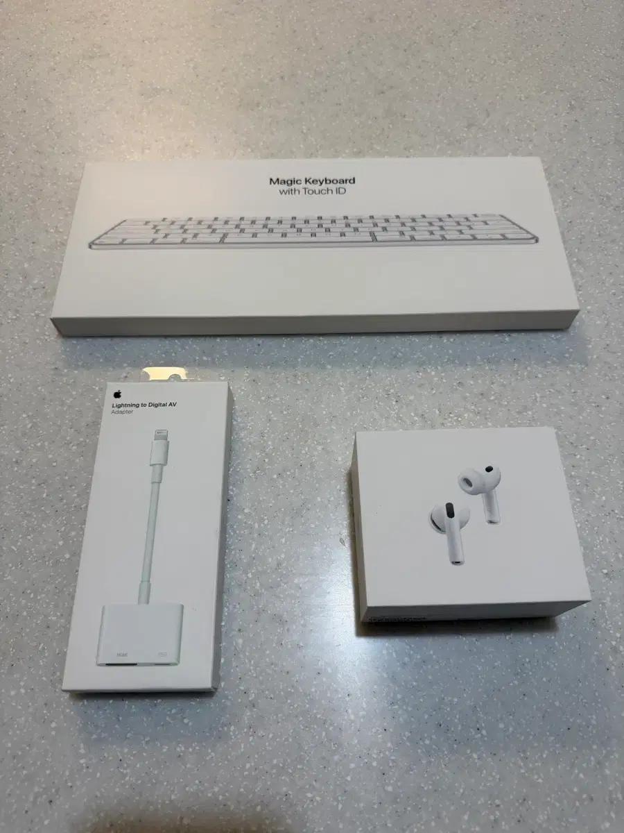 [Apple급처중] 에어팟프로3,매직키보드,매직마우스,USB-C어댑터