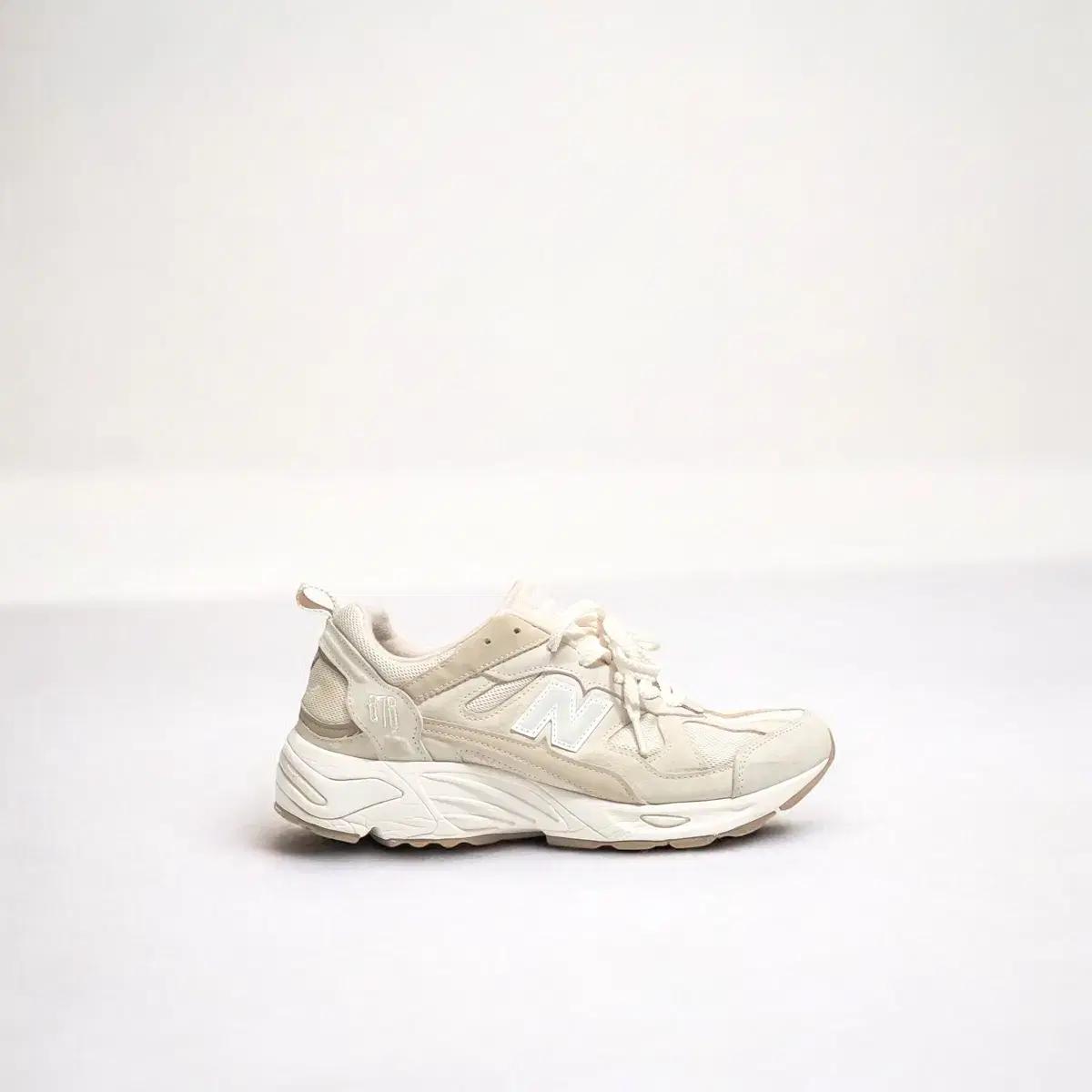 뉴발란스 878 아이보리 운동화 285