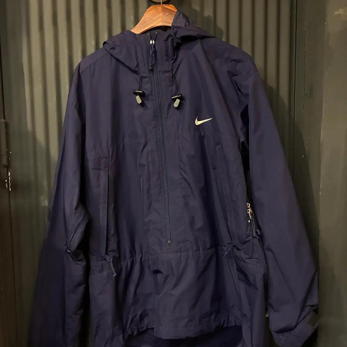 (end755) NIKE 나이키 바람막이