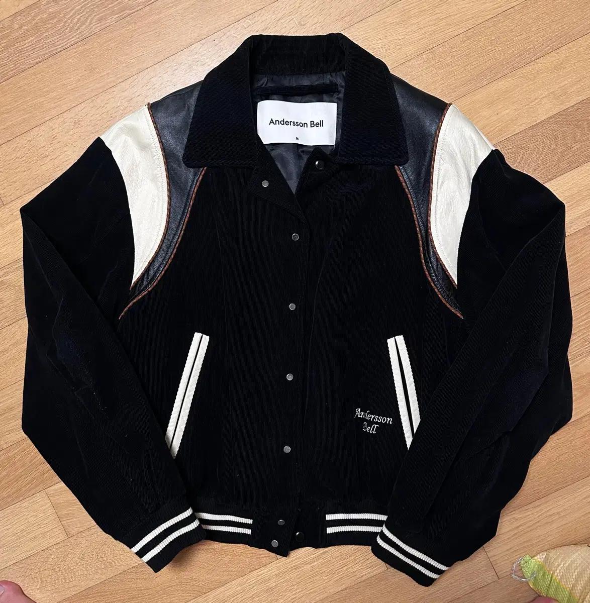 앤더슨벨 코듀로이 바시티 자켓 블랙