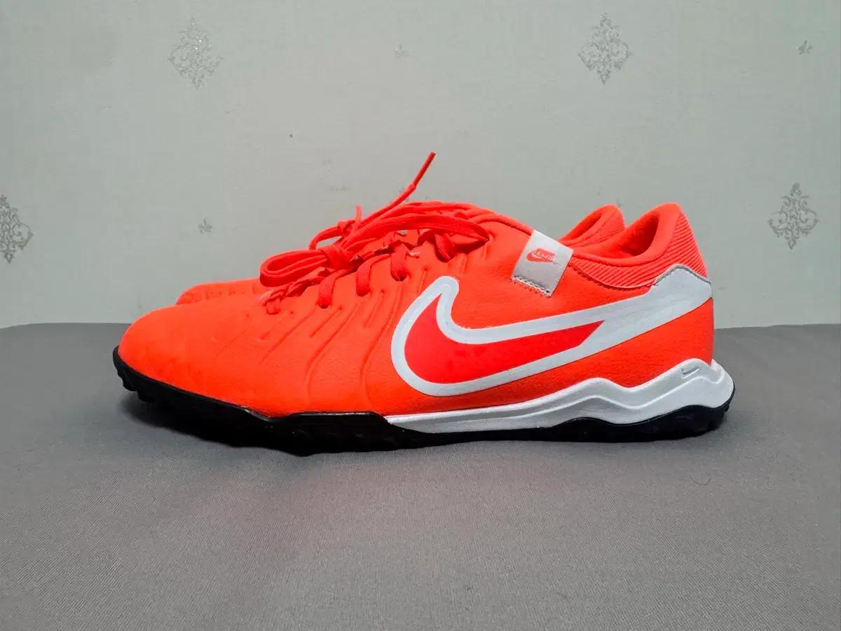 나이키 티엠포10 tf 260