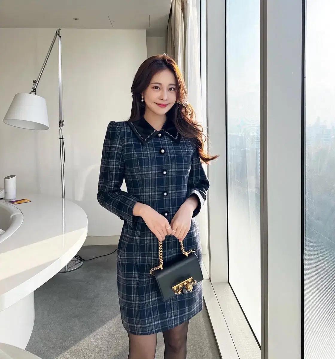 로아르 블레어 네이비 체크 원피스 L