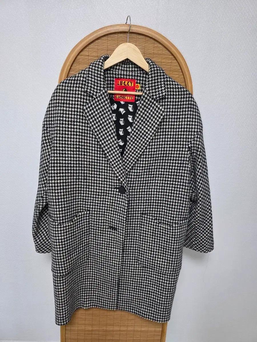 럭키슈에뜨 Harris Tweed 체크 코트 프리미엄 울100