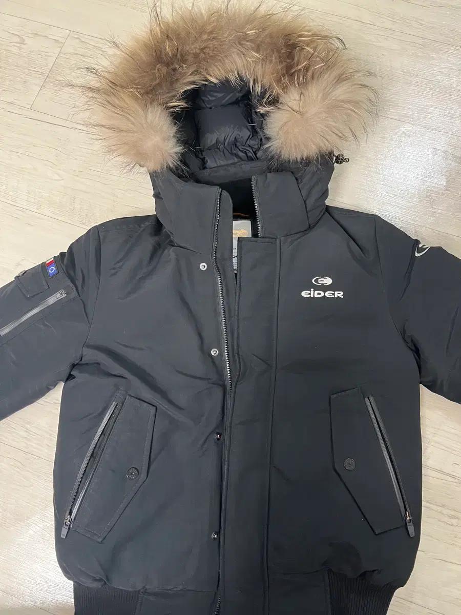 아이더 블랙 패딩 점퍼 후드털