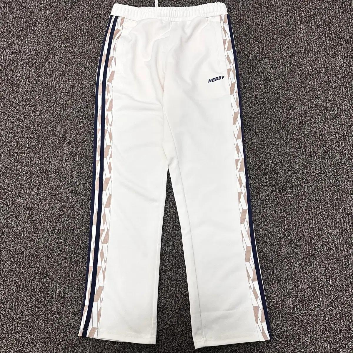 NERDY 널디 패턴 공용 운동복 트레이닝복 바지 S