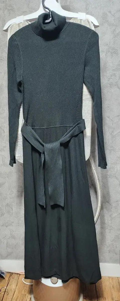 마시모뚜띠 터틀넥 롱 원피스 벨트 세트