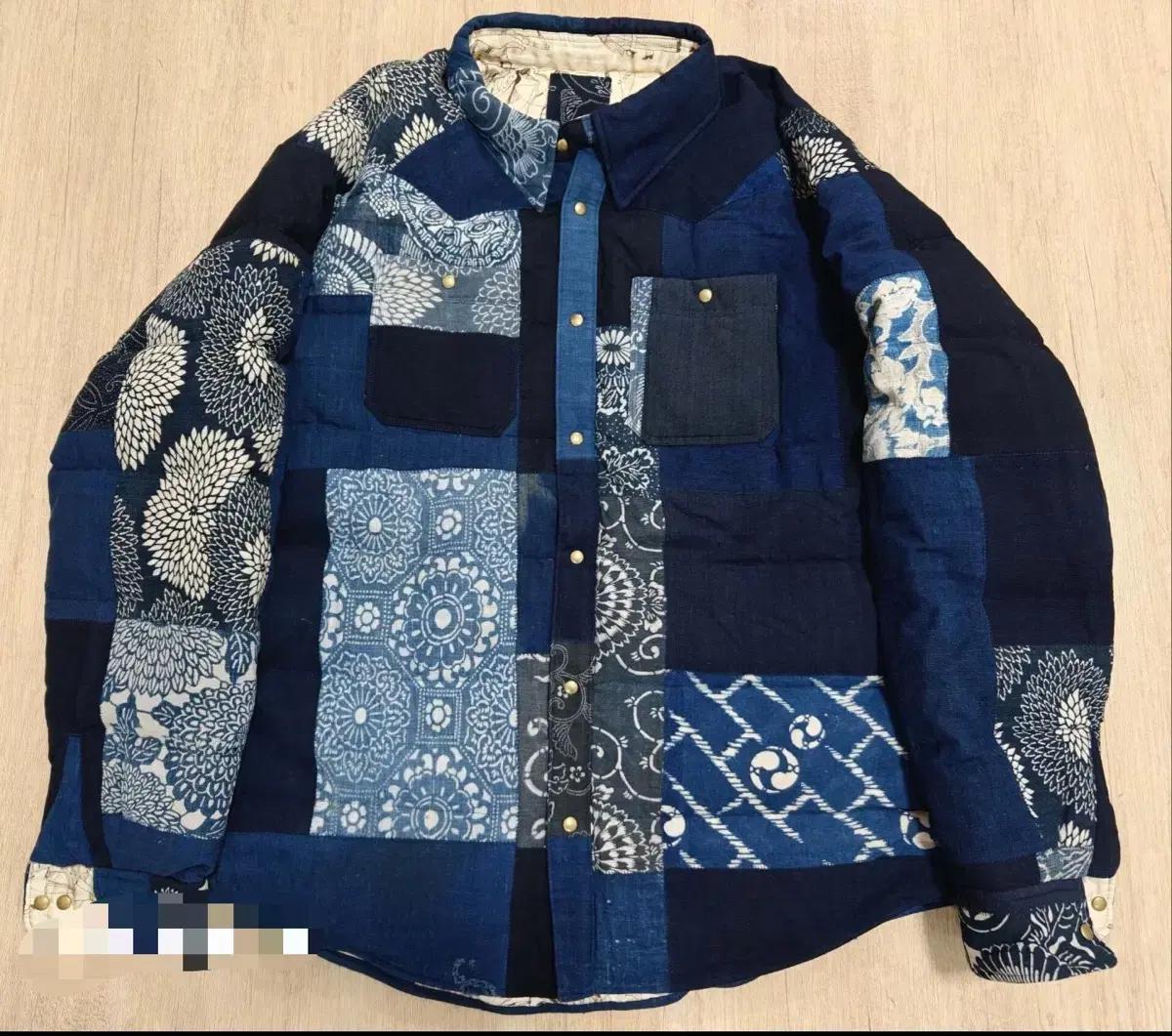 [4]비즈빔20AW ICT Kerchief 커치프 다운 자켓 반다나