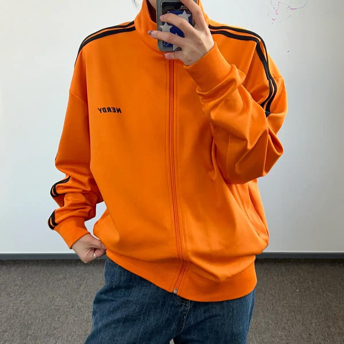 Nerdy 널디 블랙 트랙 오렌지 져지