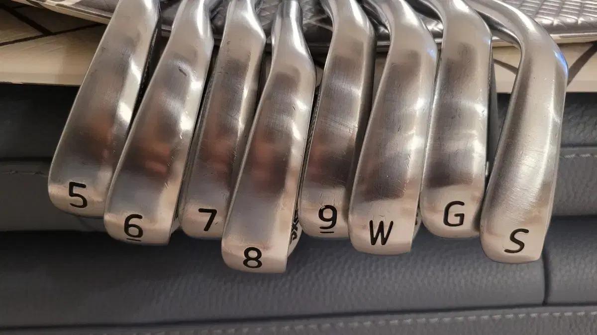 PXG 0211 mmt70 r 아이언 세트