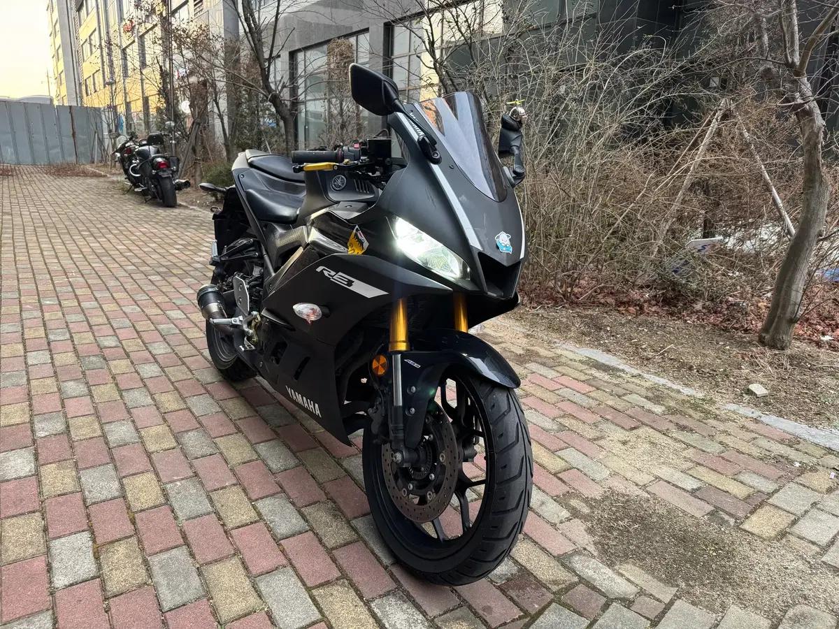야마하 R3 2019년식 / 머플러 구변완료 / 컨디션양호