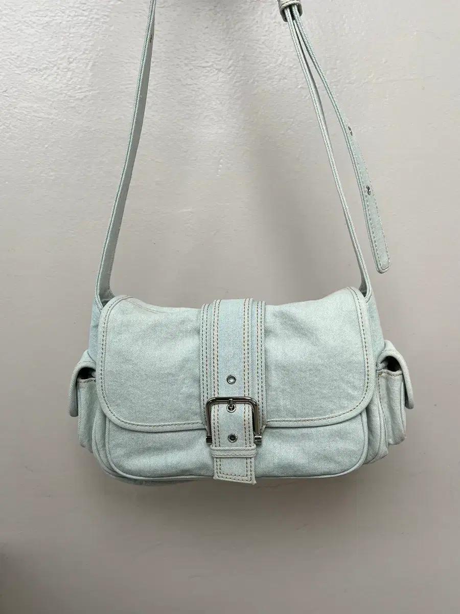 새상품 오소이 메신저 브로클 아이스 데님 가방, osoi