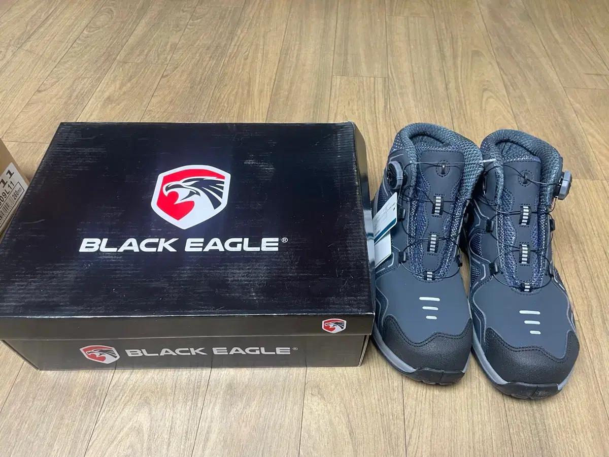 Black eagle/ 블랙 이글/ 남성화/ 260