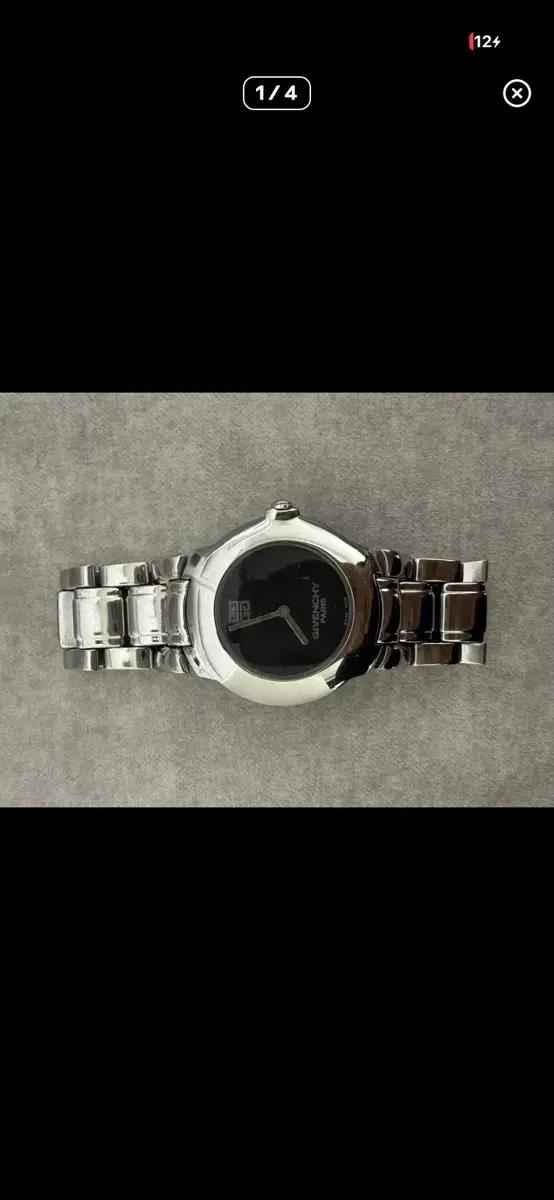 Givenchy 지방시 시계