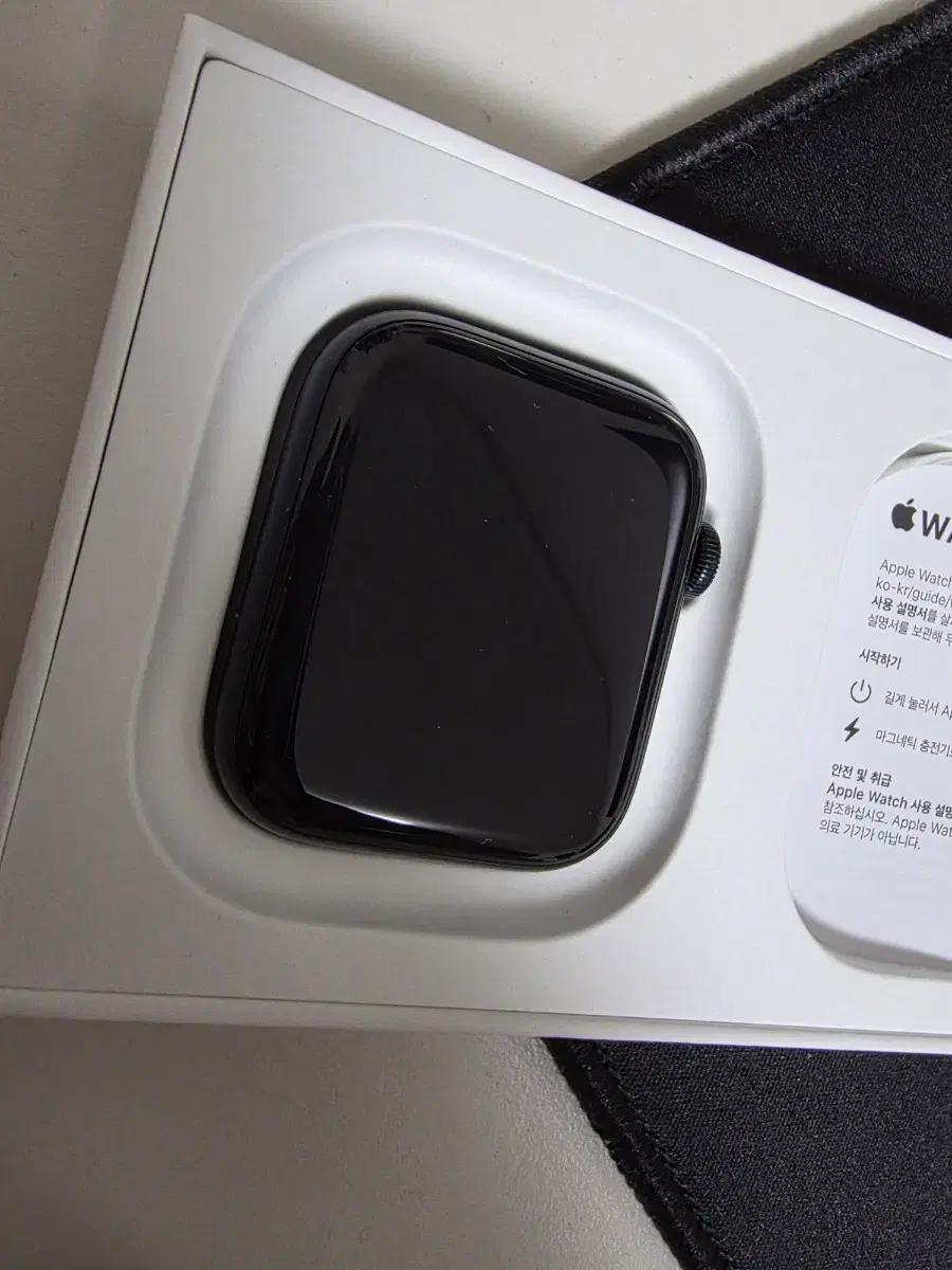 애플워치 44mm 블랙 거의새것 풀박