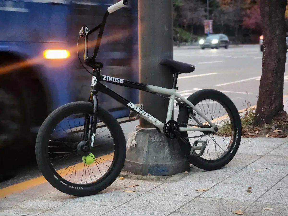 선데이 다크웨이브 bmx