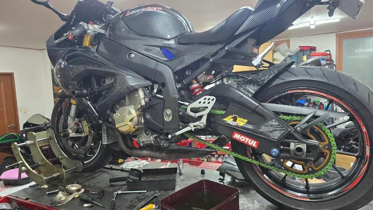 bmws1000rr 2012년식 팝니다.22년식이상 커브대차o