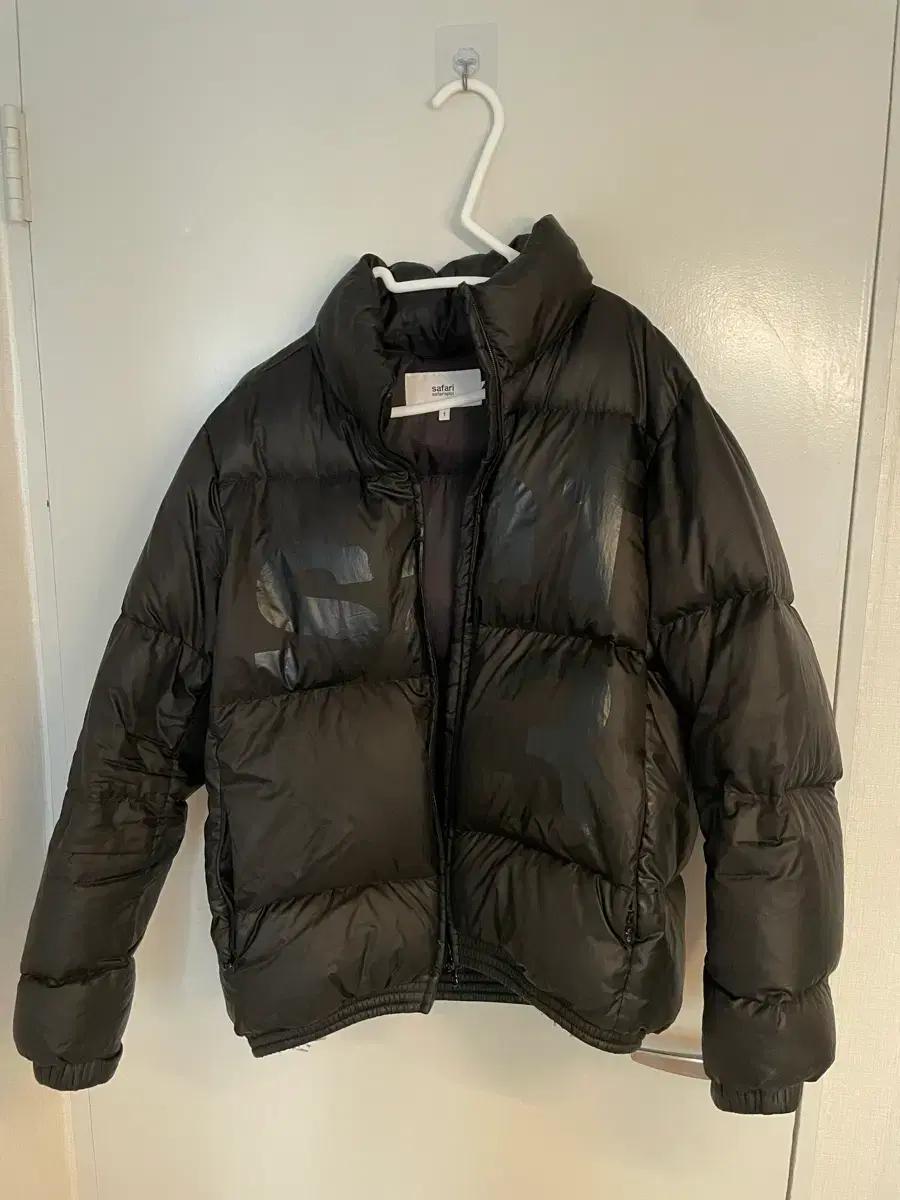 사파리스팟 BASIC SAFARI DOWN JACKET 블랙 1사이즈