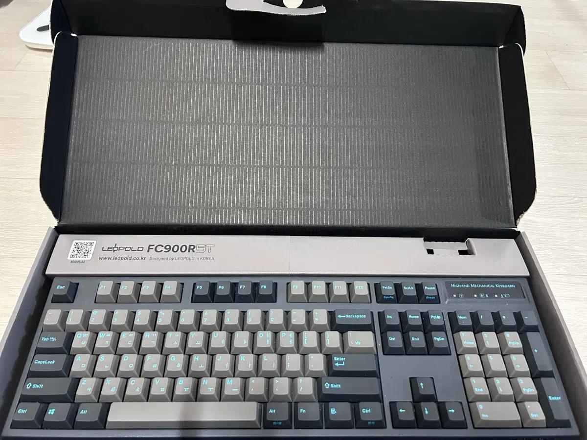 레오폴드 FC900RBT 기계식 키보드(갈축)