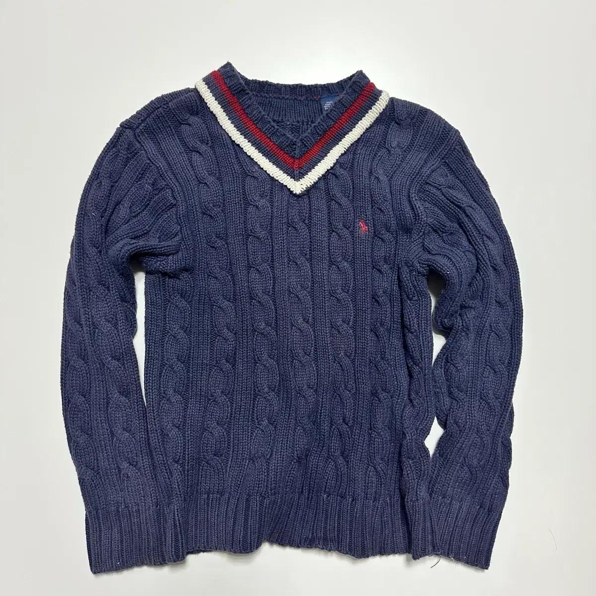 폴로 브이넥 니트