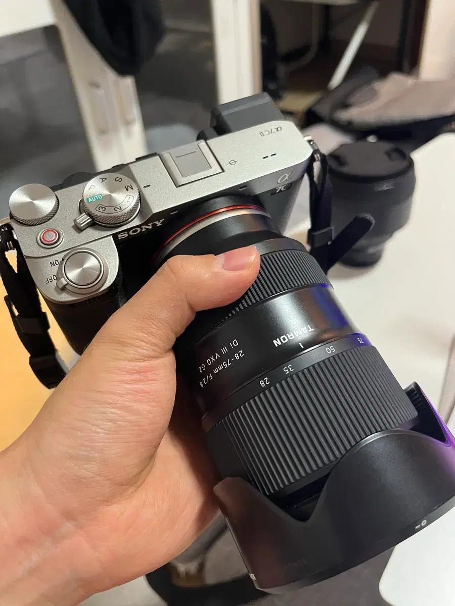A7C2+탐론 28-75 g2 + 시그마 A85mm