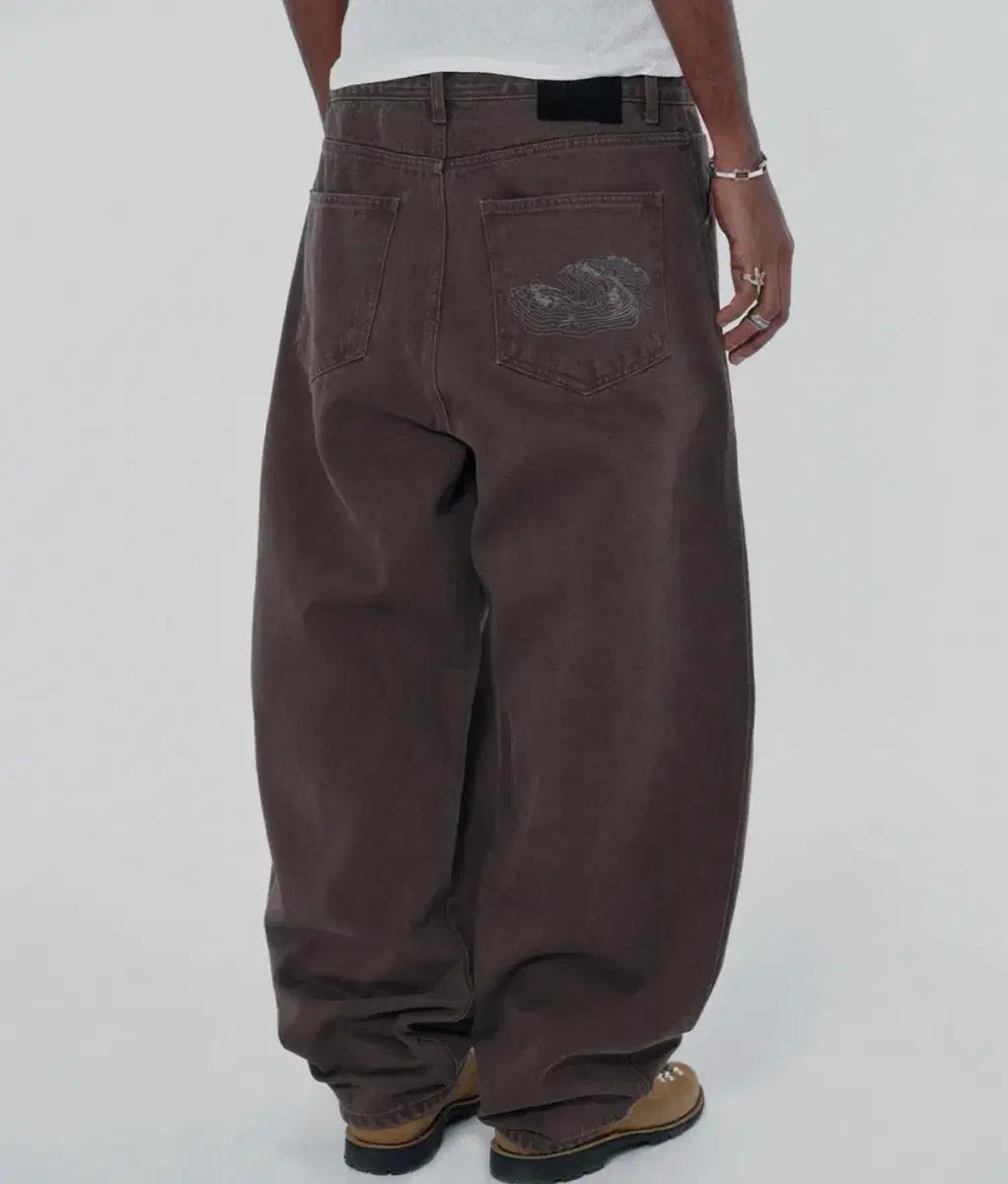 스웨이드 CONTOUR POCKET DENIM [BROWN] S