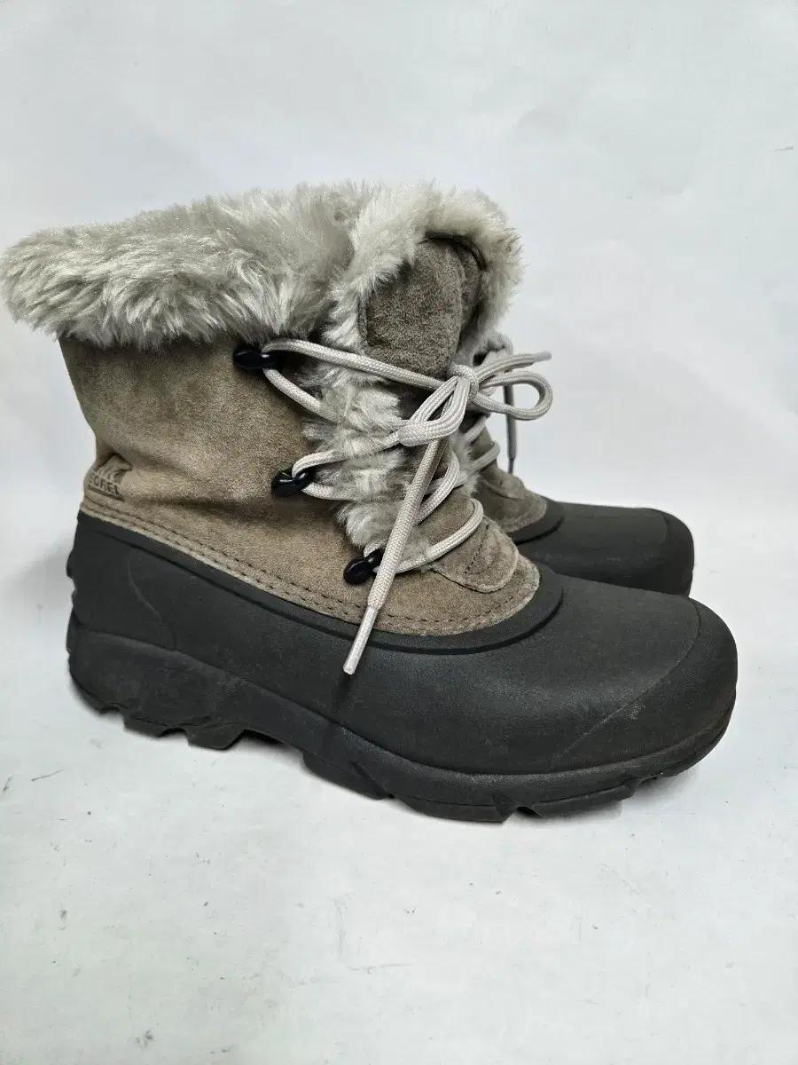 소렐 Sorel 여성 방한 부츠 퍼 트리밍230mm