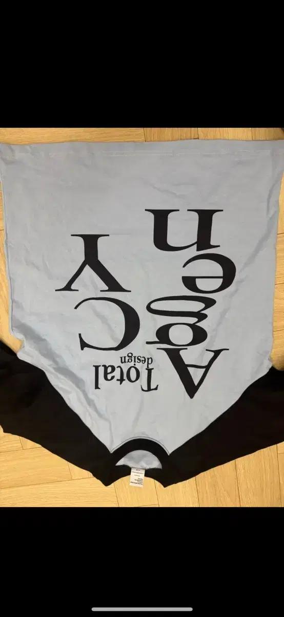 더콜디스트모먼트 롱슬리브