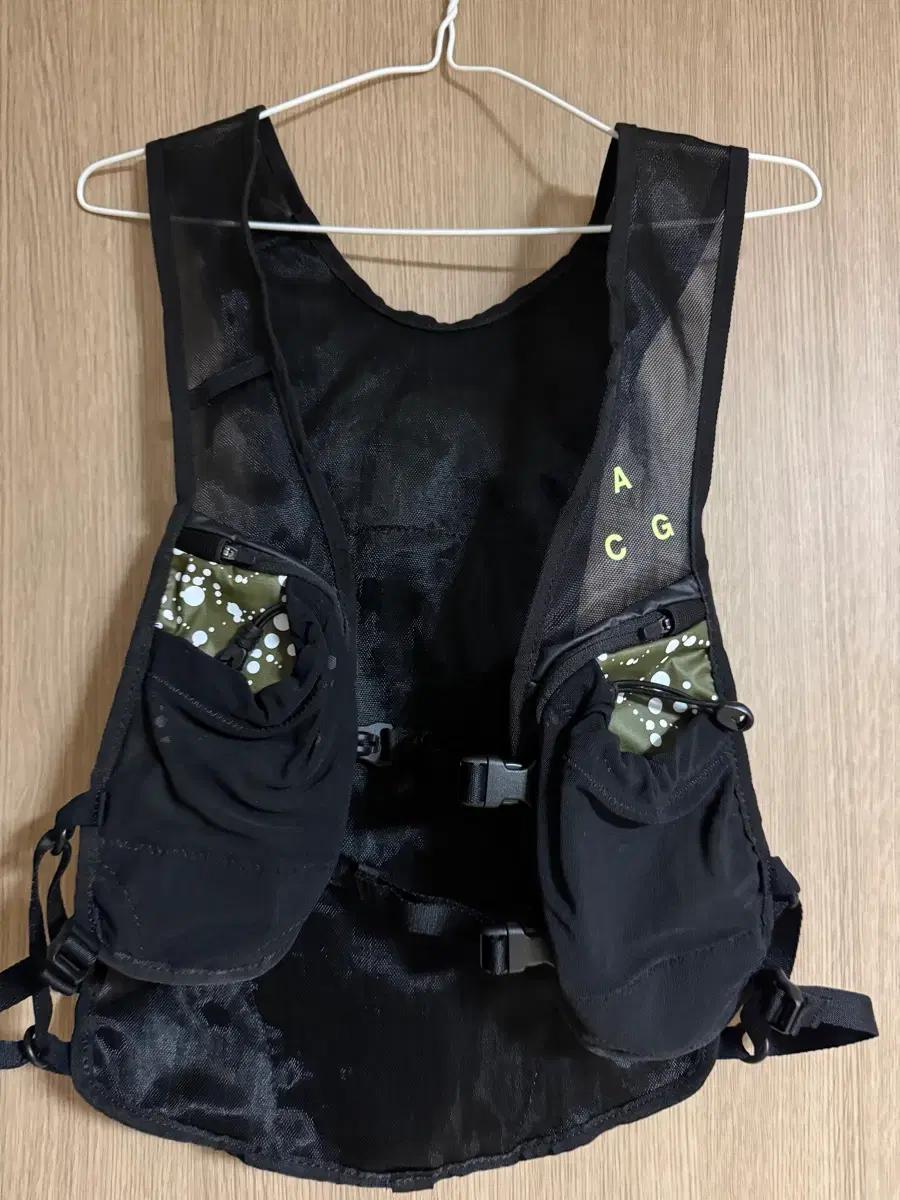 ACG 트레일 런닝 베스트 조끼