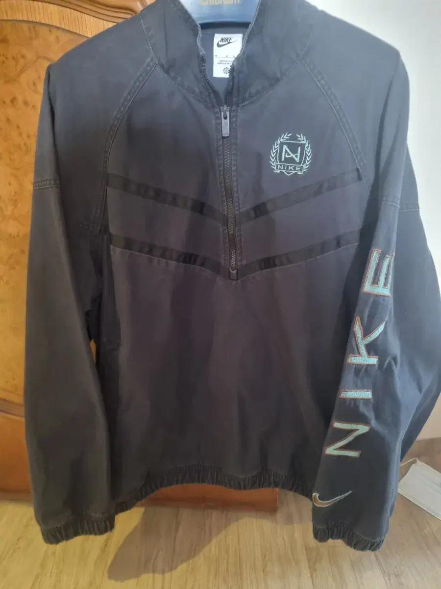 나이키빅스우시윈드브레이커자켓 .  M/XL