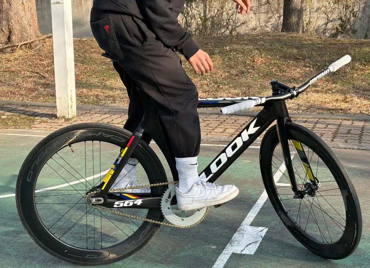 룩564 판매대차합니다 써벨로t4좋아합니다