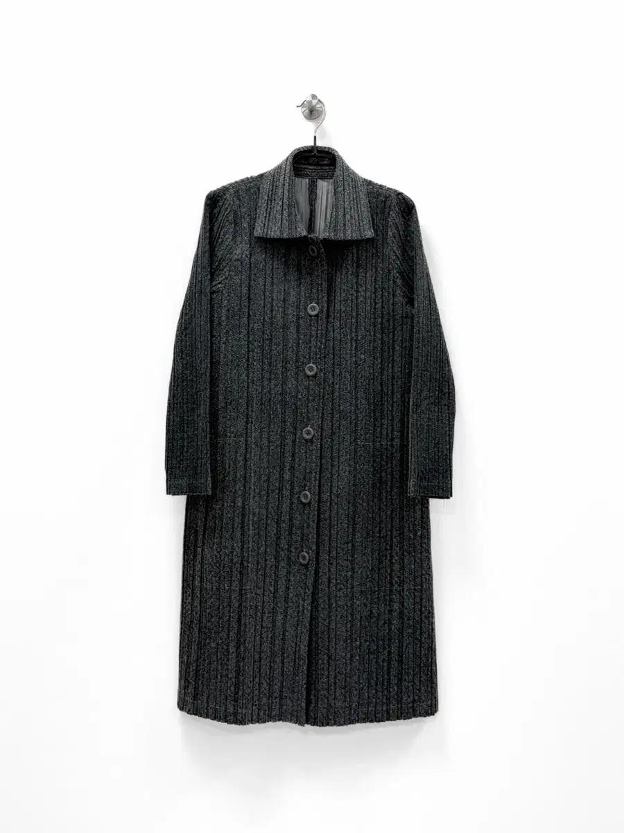 플리츠플리즈 텍스처 싱글 코트