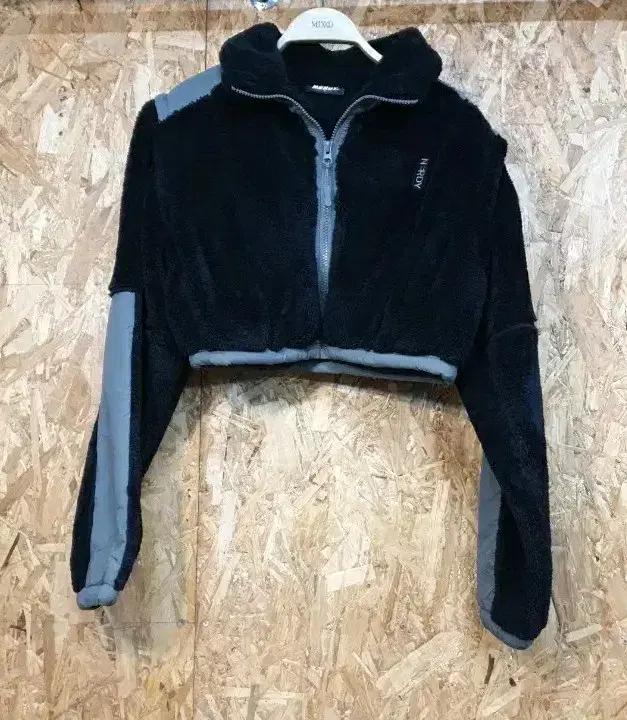 [NERDY] 널디 크롭 플리스 집업 자켓 / 블랙S