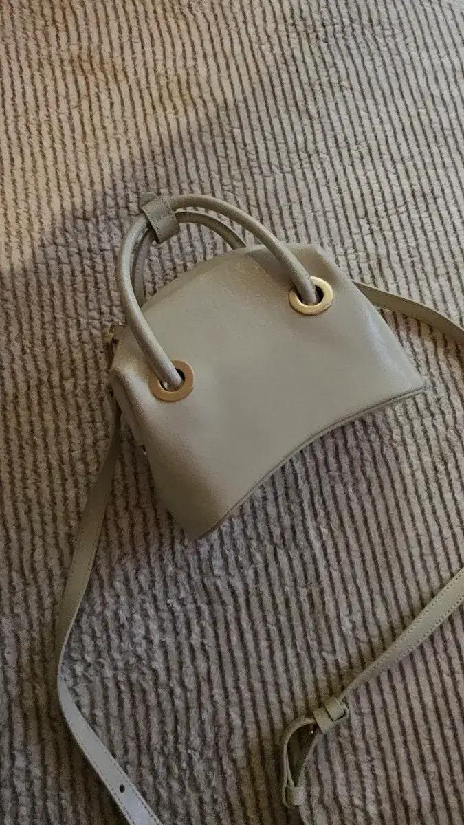 오소이 써클 미니백, 워시드 베이지