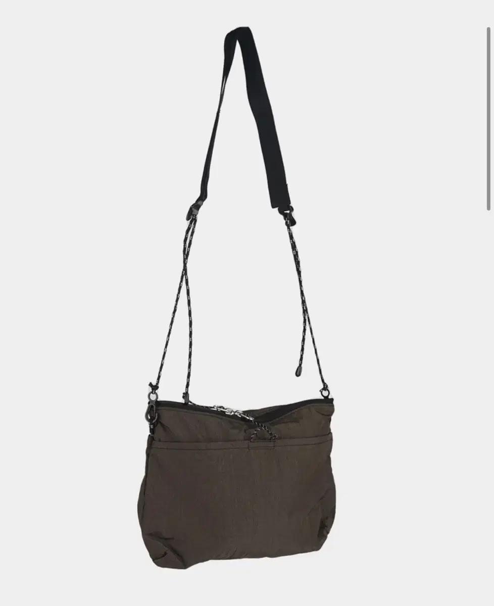 ends and means 엔즈앤드민즈 샤코슈 아프리칸 블랙 컬러