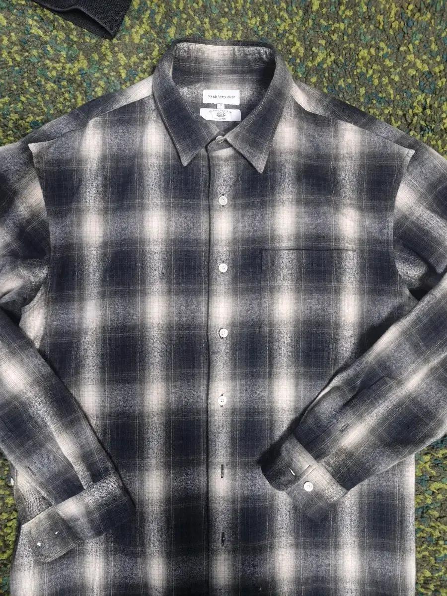 Steady Every Wear 블랙 체크 셔츠