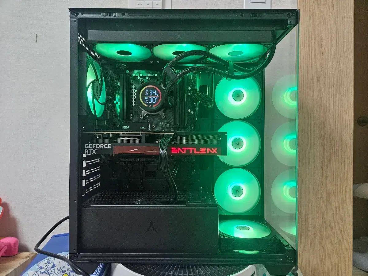 9600x 5070 32기가 1tb 블랙 어항케이스 팝니다