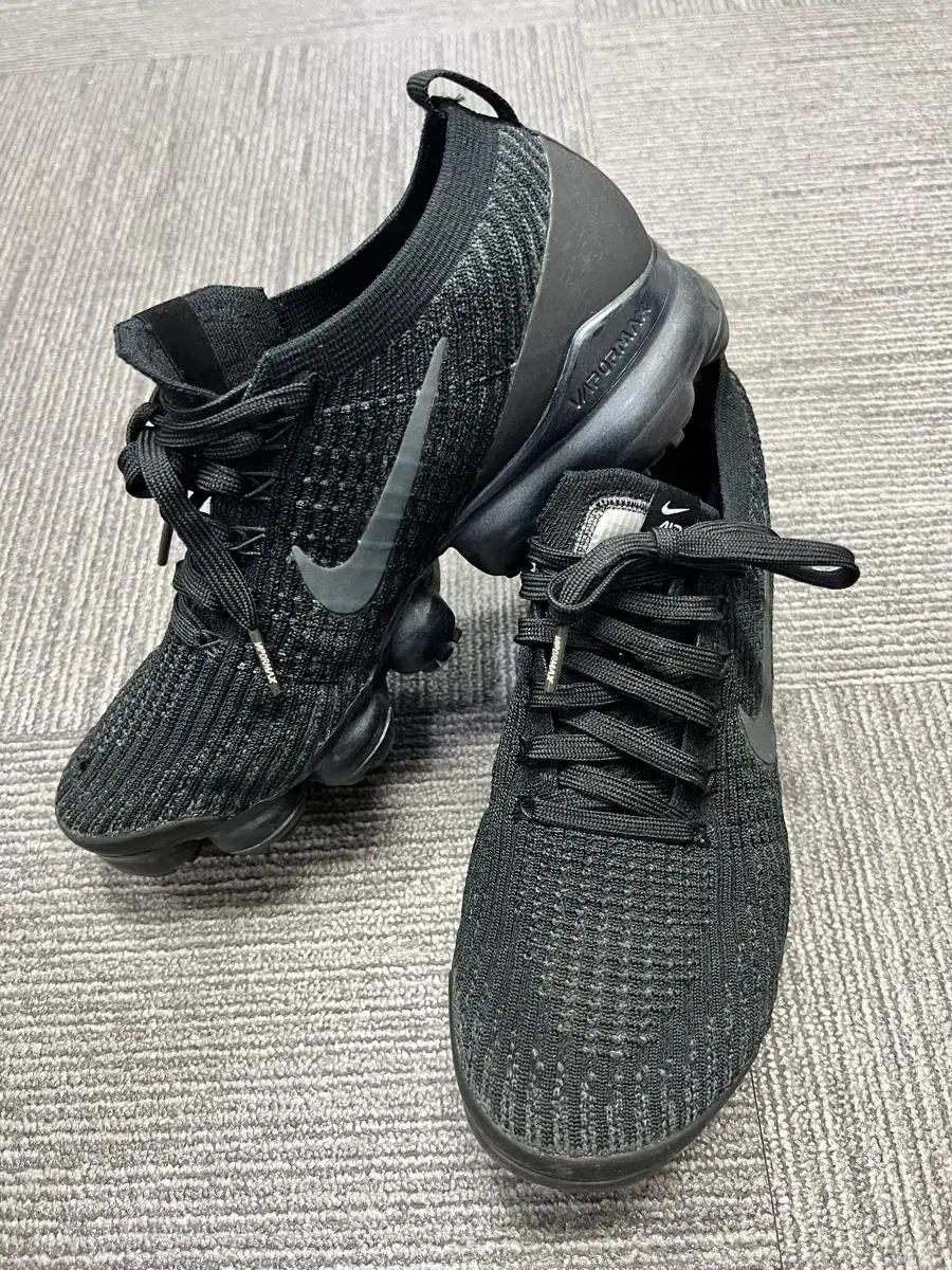 나이키 에어 베이퍼맥스플라이니트3 올블랙 260