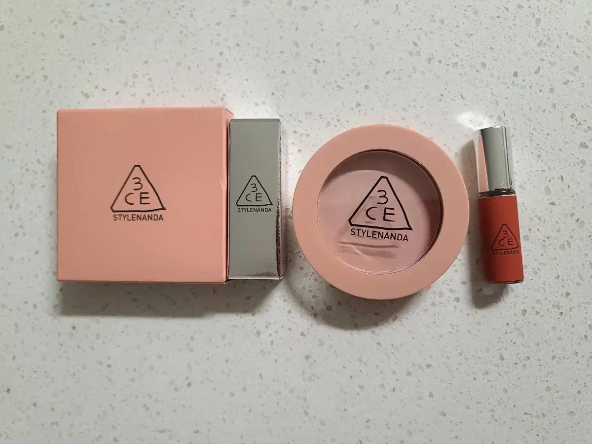 3CE 블러셔 Nude Peach 와 틴트 Common Stranger