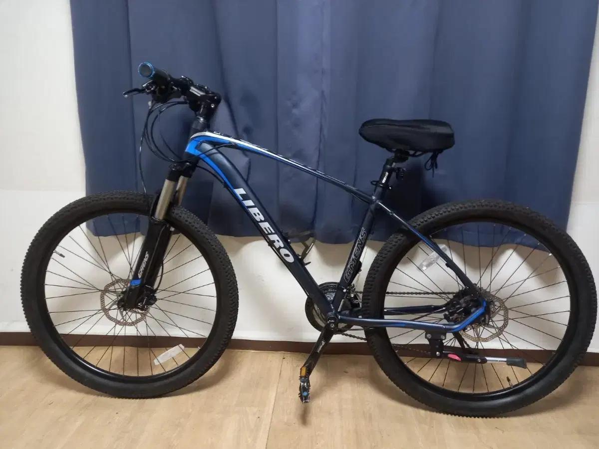 리베로 검정/블루 MTB 자전거