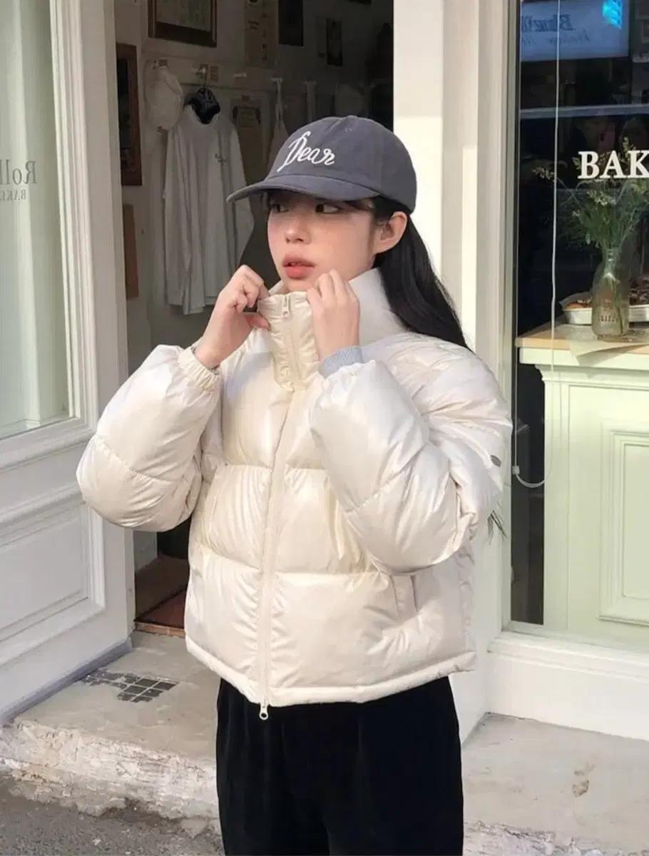 제너럴아이디어 글로시 숏패딩