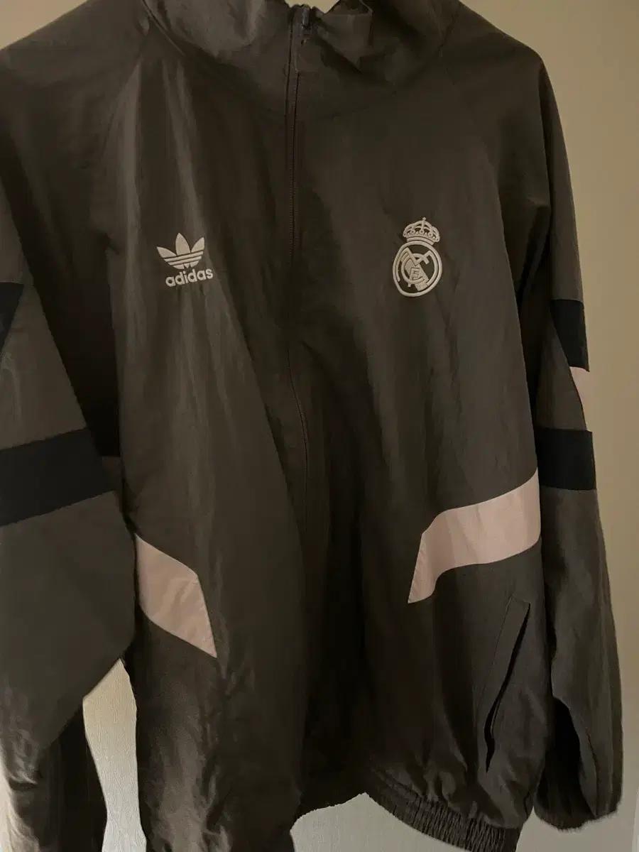 레알 마드리드 바람막이 SS급