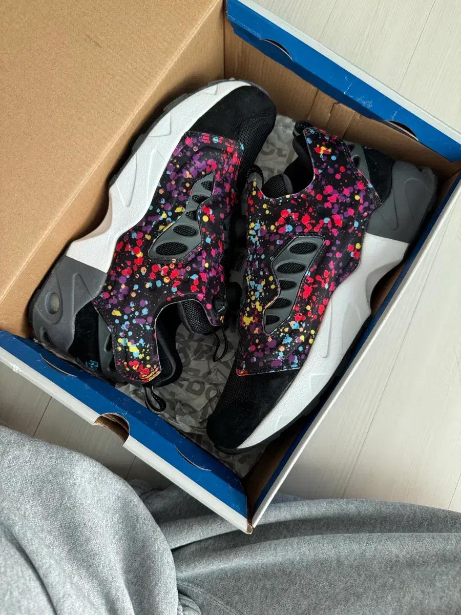 Stash x reebok 로드 퓨리