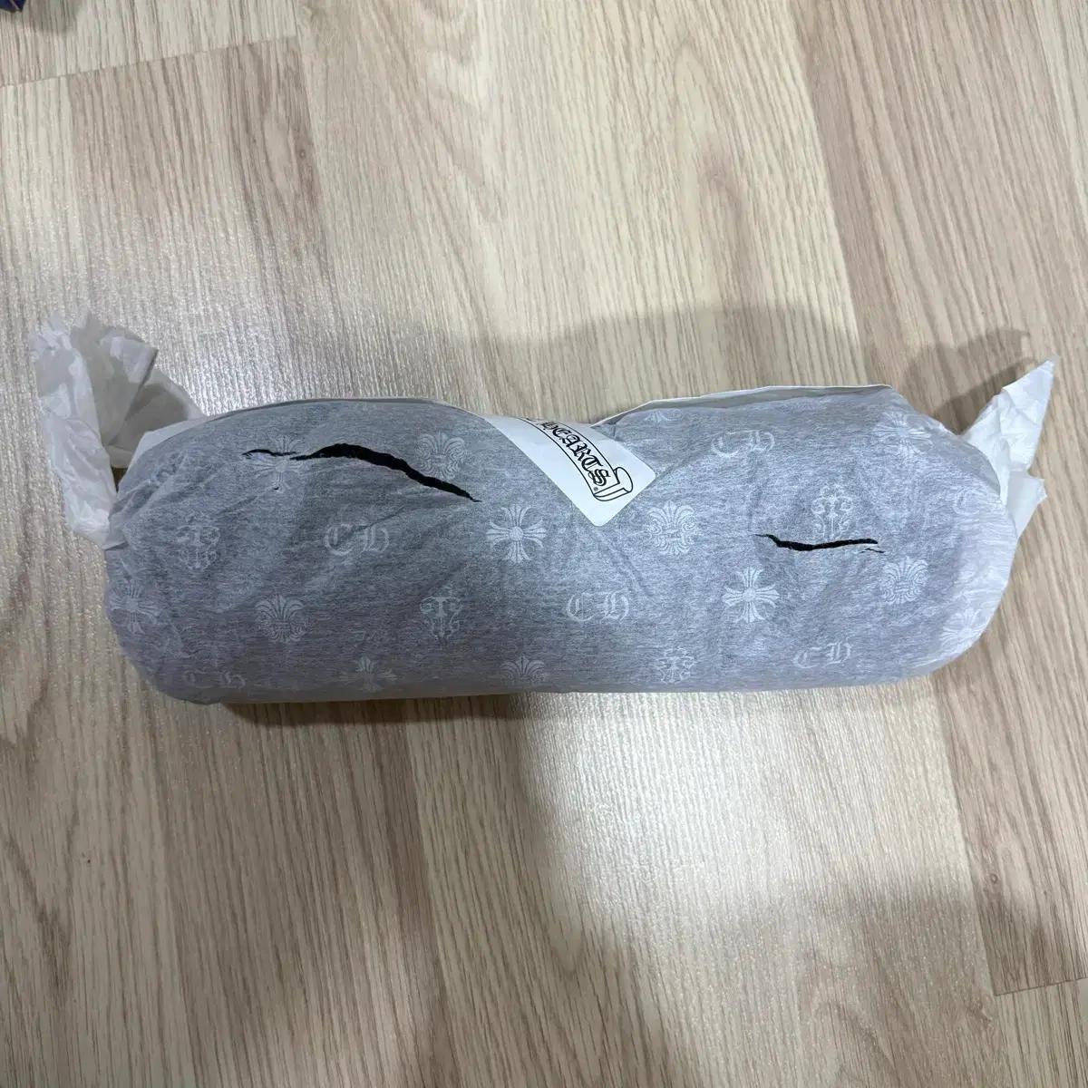 크롬하츠 스크롤 로고 롱슬리브 티셔츠 블랙